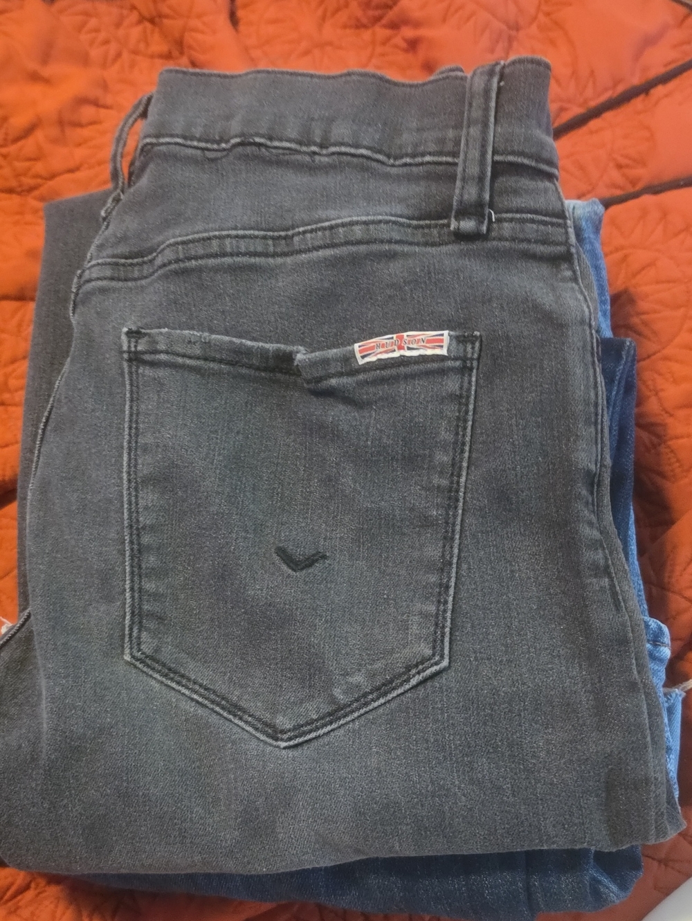 Bundle Of 4 Pairs Jeans: Frame Size 27, RSQ 27, LUCKY 6/28, HUDSON  ROSALIE 27.